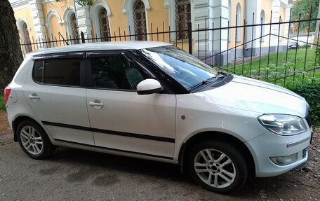 Skoda Fabia II, 2011 год, 660 000 рублей, 3 фотография