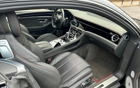 Bentley Continental GT III, 2019 год, 18 800 000 рублей, 33 фотография