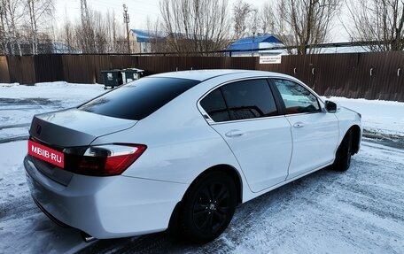 Honda Accord IX рестайлинг, 2013 год, 2 050 000 рублей, 3 фотография