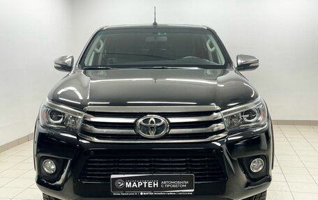 Toyota Hilux VIII, 2017 год, 3 239 000 рублей, 2 фотография