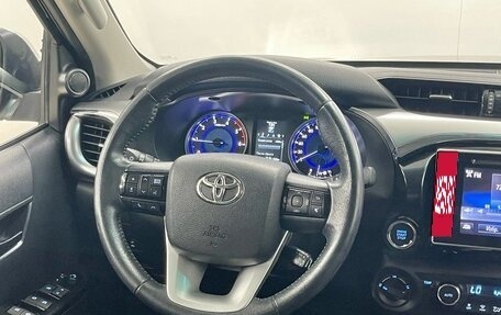 Toyota Hilux VIII, 2017 год, 3 239 000 рублей, 19 фотография