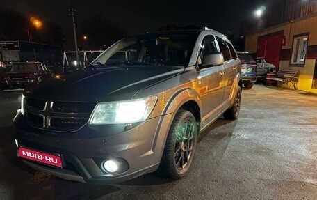 Dodge Journey I, 2011 год, 1 350 000 рублей, 1 фотография