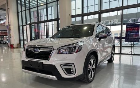 Subaru Forester, 2020 год, 2 750 000 рублей, 5 фотография