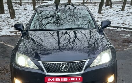 Lexus IS II рестайлинг 2, 2008 год, 1 350 000 рублей, 2 фотография