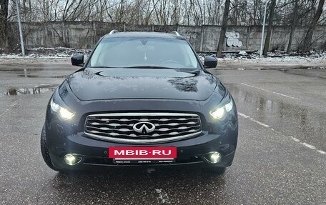 Infiniti FX II, 2011 год, 2 150 000 рублей, 2 фотография