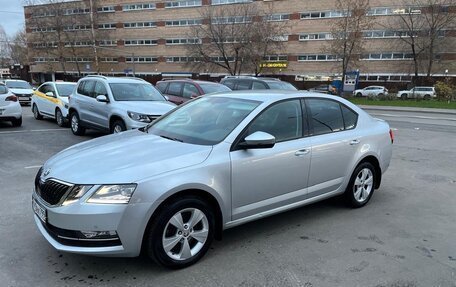 Skoda Octavia, 2018 год, 1 950 000 рублей, 2 фотография