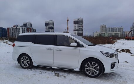 KIA Carnival III, 2019 год, 3 350 000 рублей, 12 фотография