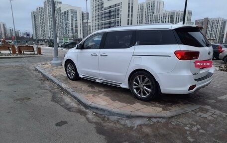 KIA Carnival III, 2019 год, 3 350 000 рублей, 34 фотография