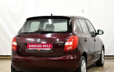 Skoda Fabia II, 2011 год, 690 000 рублей, 2 фотография