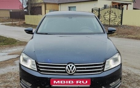 Volkswagen Passat B7, 2012 год, 890 000 рублей, 3 фотография