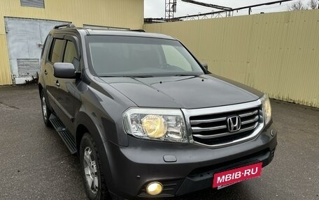 Honda Pilot III рестайлинг, 2014 год, 2 550 000 рублей, 21 фотография