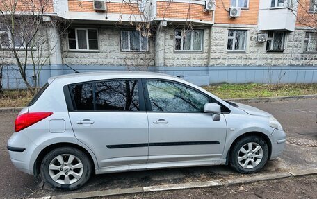 Nissan Tiida, 2010 год, 680 000 рублей, 9 фотография