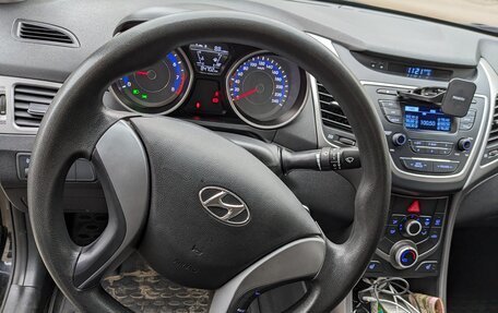 Hyundai Elantra V, 2015 год, 1 250 000 рублей, 11 фотография