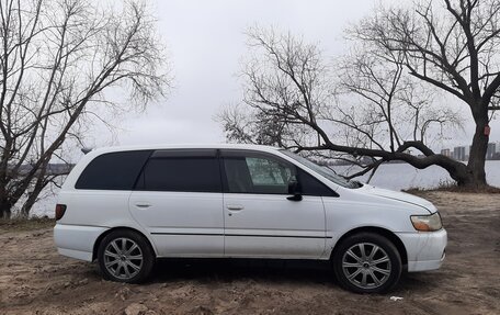 Nissan Bassara, 2002 год, 550 000 рублей, 6 фотография