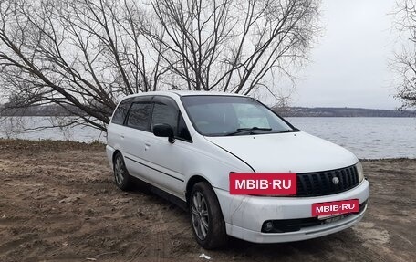 Nissan Bassara, 2002 год, 550 000 рублей, 3 фотография