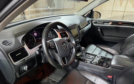 Volkswagen Touareg III, 2011 год, 3 100 000 рублей, 9 фотография