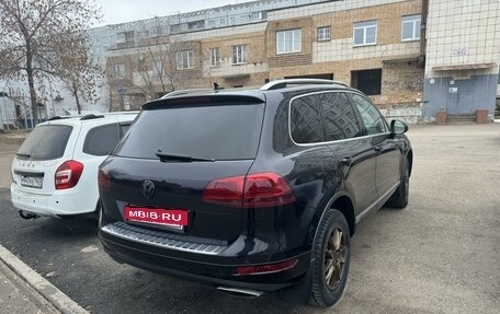 Volkswagen Touareg III, 2011 год, 3 100 000 рублей, 6 фотография