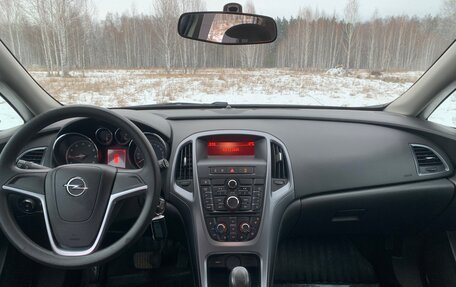 Opel Astra J, 2013 год, 840 000 рублей, 13 фотография