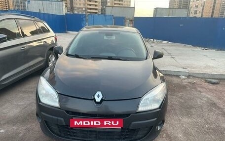 Renault Megane III, 2011 год, 520 000 рублей, 2 фотография