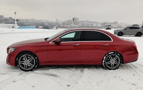 Mercedes-Benz E-Класс, 2019 год, 4 650 000 рублей, 25 фотография