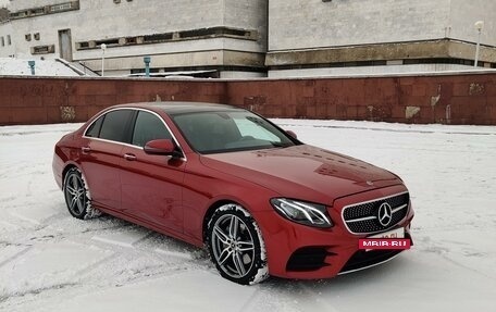 Mercedes-Benz E-Класс, 2019 год, 4 650 000 рублей, 23 фотография