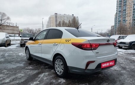 KIA Rio IV, 2018 год, 1 358 000 рублей, 10 фотография