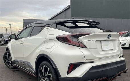 Toyota C-HR I рестайлинг, 2019 год, 1 600 000 рублей, 5 фотография