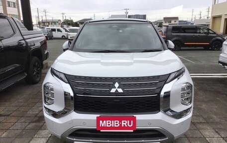 Mitsubishi Outlander, 2021 год, 3 040 000 рублей, 4 фотография