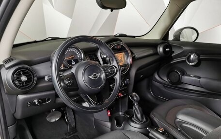 MINI Hatch, 2016 год, 1 997 000 рублей, 8 фотография