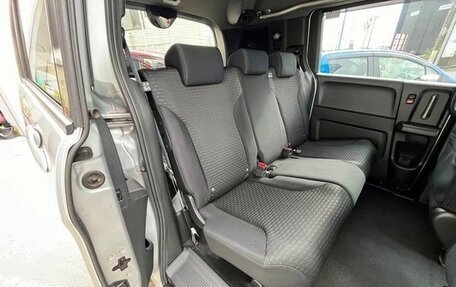 Honda Freed I, 2016 год, 937 000 рублей, 16 фотография