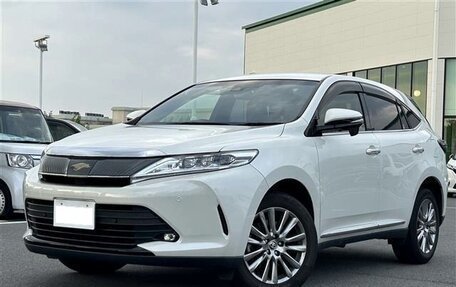 Toyota Harrier, 2020 год, 2 095 000 рублей, 3 фотография