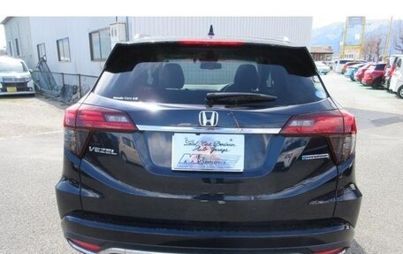 Honda Vezel, 2021 год, 2 720 000 рублей, 7 фотография