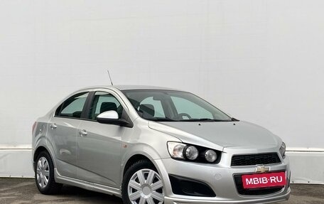 Chevrolet Aveo III, 2014 год, 842 800 рублей, 3 фотография