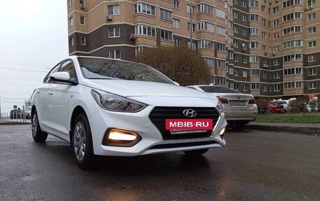 Hyundai Solaris II рестайлинг, 2019 год, 1 225 000 рублей, 3 фотография