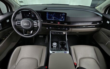 KIA Carnival, 2024 год, 6 248 211 рублей, 6 фотография