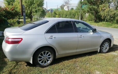 Toyota Camry, 2011 год, 1 550 000 рублей, 5 фотография