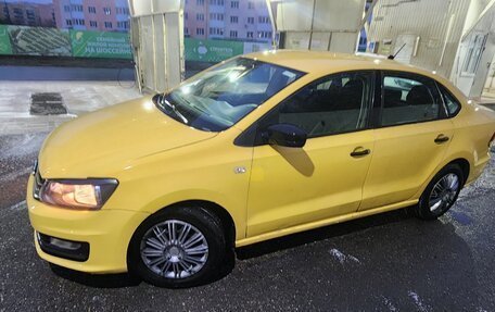 Volkswagen Polo VI (EU Market), 2018 год, 810 000 рублей, 4 фотография