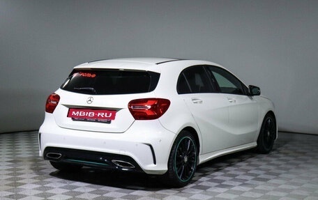 Mercedes-Benz A-Класс, 2016 год, 2 690 000 рублей, 7 фотография