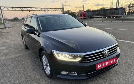 Volkswagen Passat B8 рестайлинг, 2019 год, 2 050 000 рублей, 2 фотография