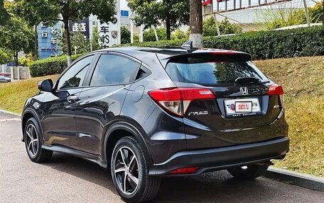 Honda Vezel, 2022 год, 4 фотография