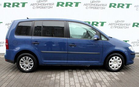 Volkswagen Touran III, 2009 год, 599 000 рублей, 2 фотография