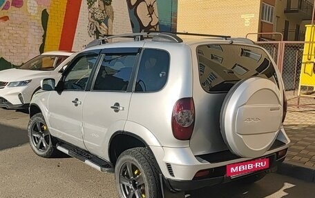 Chevrolet Niva I рестайлинг, 2013 год, 590 000 рублей, 2 фотография