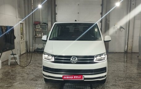 Volkswagen Caravelle T6 рестайлинг, 2018 год, 3 600 000 рублей, 3 фотография