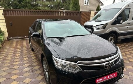 Toyota Camry, 2016 год, 2 000 000 рублей, 2 фотография