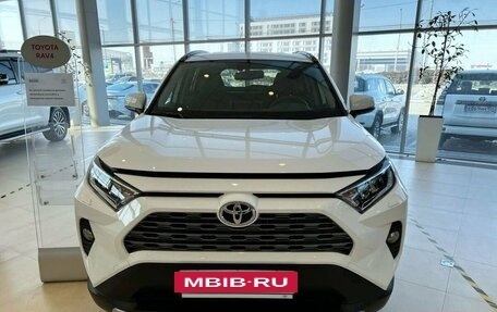 Toyota RAV4, 2024 год, 5 530 000 рублей, 2 фотография