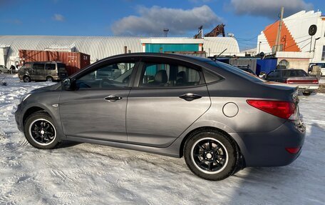 Hyundai Solaris II рестайлинг, 2012 год, 1 100 000 рублей, 11 фотография