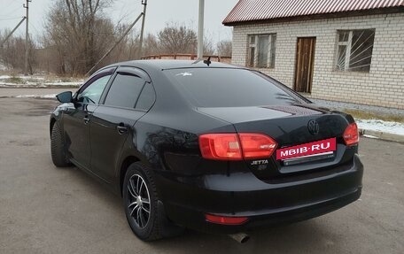 Volkswagen Jetta VI, 2013 год, 1 100 000 рублей, 2 фотография