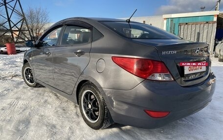 Hyundai Solaris II рестайлинг, 2012 год, 1 100 000 рублей, 13 фотография