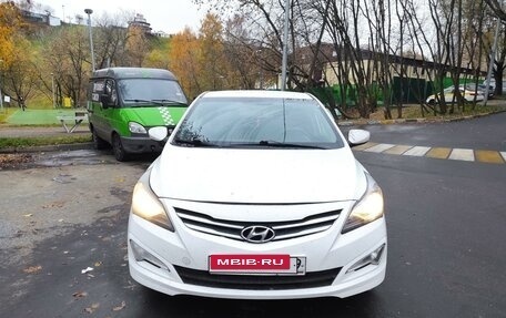 Hyundai Solaris II рестайлинг, 2016 год, 890 000 рублей, 2 фотография