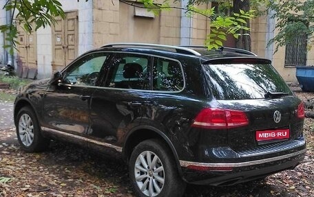 Volkswagen Touareg III, 2015 год, 2 390 000 рублей, 1 фотография